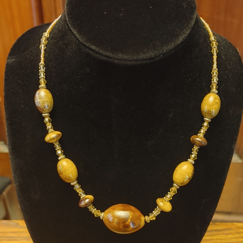 Gold-Tone Yousi (You & I) Stone and Glass Beads (140)